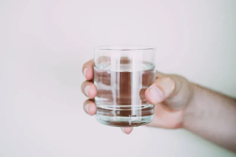 What Your Water Glass Has to Do With Your Gout: The Hydration-Colchicine Connection Most Patients Miss